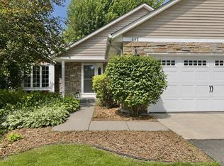 628 Eagle Ridge Rd, Woodbury, MN 55125