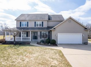 6005 Summerset Ct, Midland, MI 48640