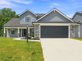 12057 Falcatta Dr, Fort Wayne, IN 46845