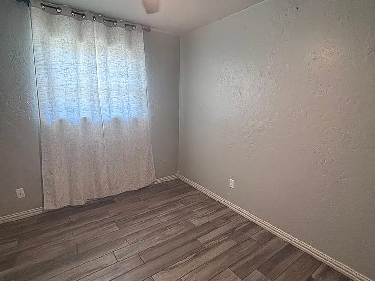 1434 Princeton Cir — Photo 7