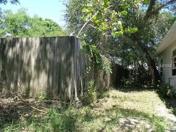 4th image of 468 4th Ave S