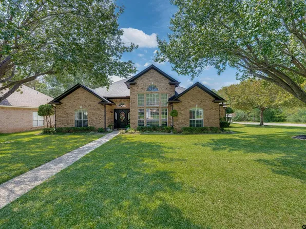 1318 Spring Branch Dr, Tyler, TX 75703