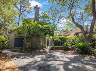 6 Bridgeport Ln, Hilton Head Island, SC 29928
