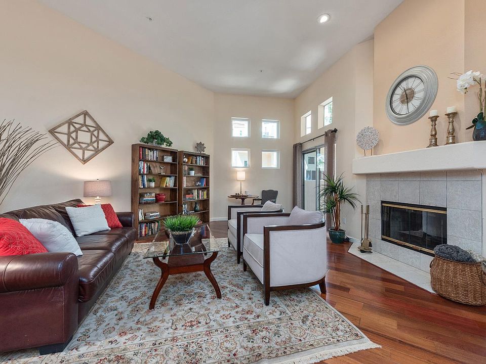 1st image of 972 Asilomar Ter APT 5