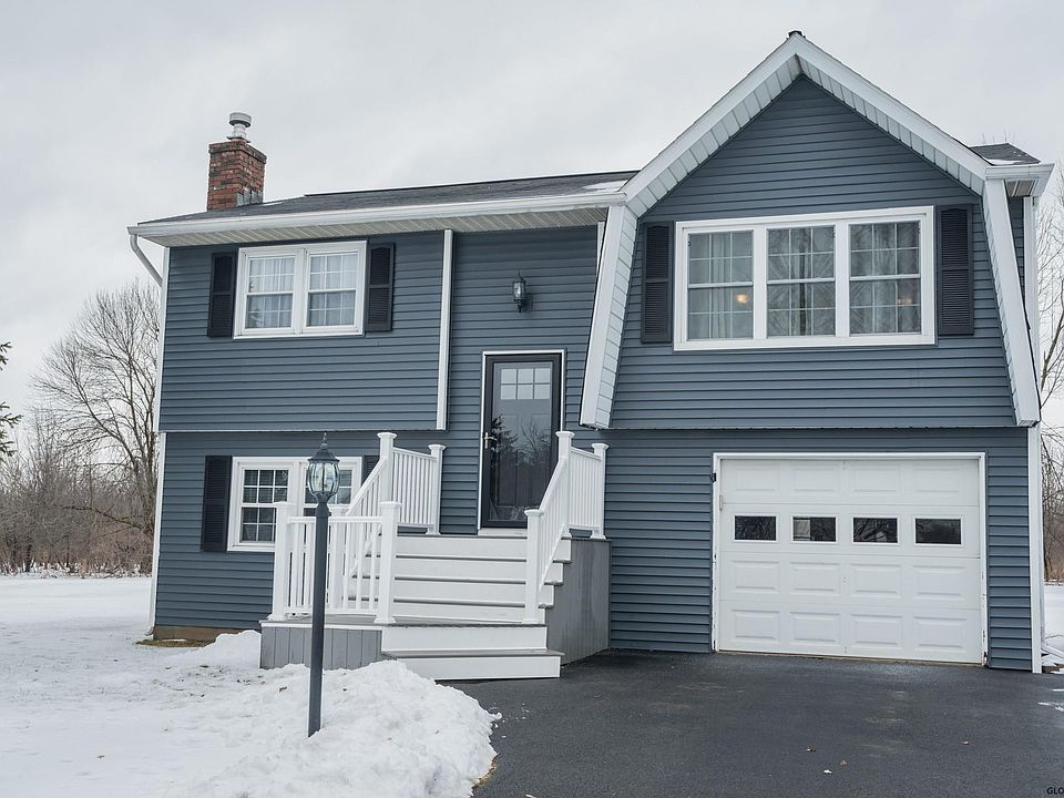 1st image of 22 Timber Dr