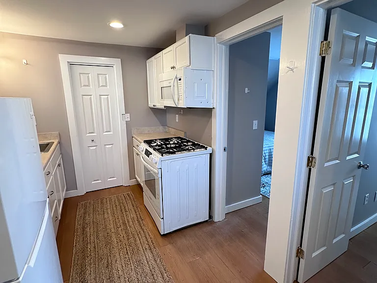 39R Sargent St #3 — Photo 3