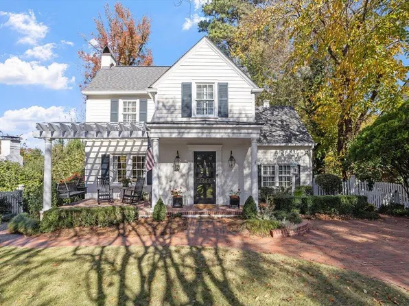 2626 Dover Rd, Raleigh, NC 27608