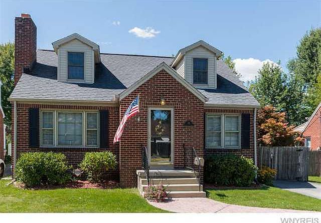 1st image of 78 Cresthaven Dr