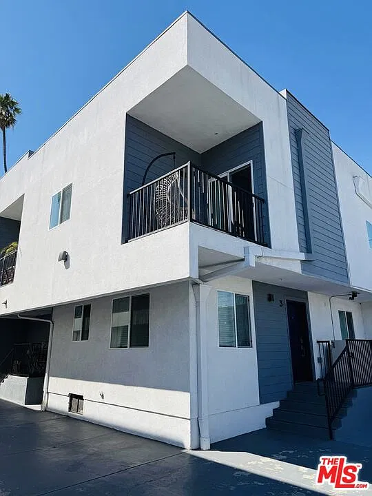 1 bed, 1.0 bath, 570 sqft, $2,150 — Photo 3