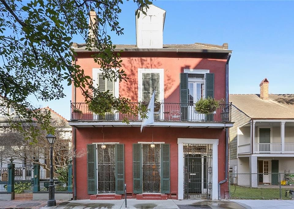 1st image of 919 Governor Nicholls St #1