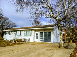 904 Elder Ln, Ludington, MI 49431