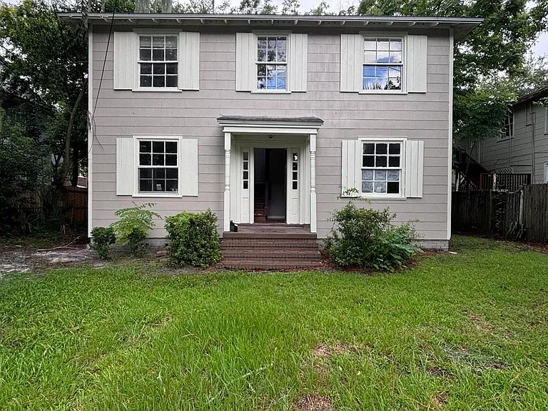 1115 McDuff Ave S — Photo 1