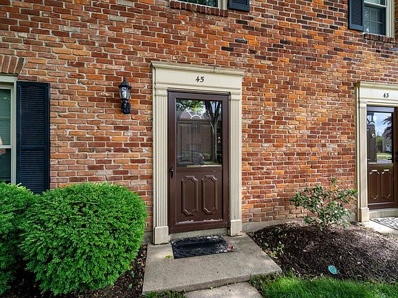 4th image of 45 Cranston Ct #19