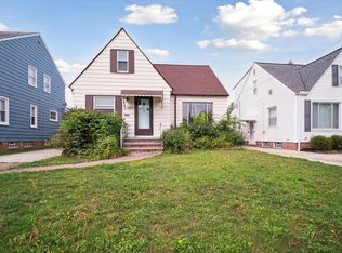 6118 W 54th St, Parma, OH 44129