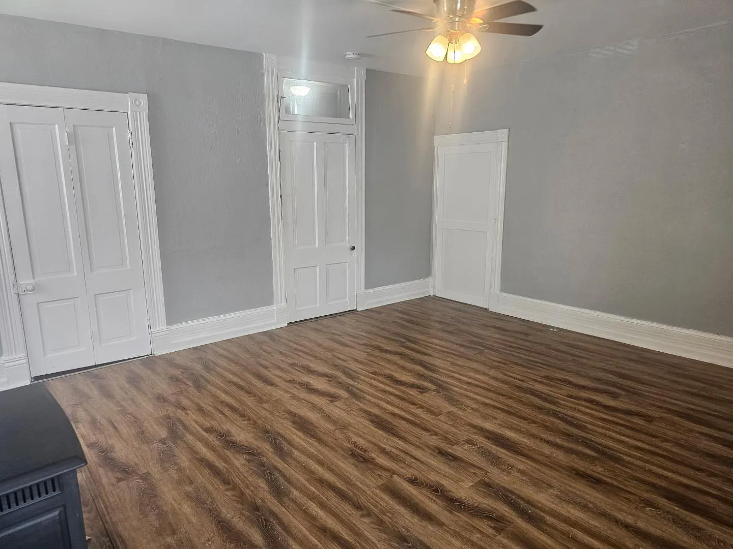 202 E Broadway St — Photo 1