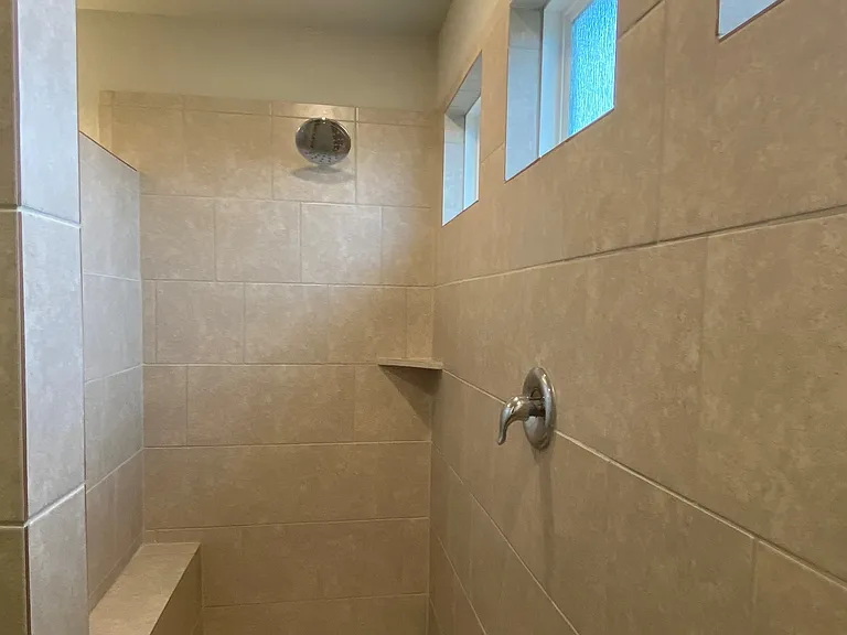 10410 Waverunner — Photo 25