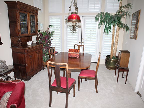4th image of 23009 Weymouth Pl