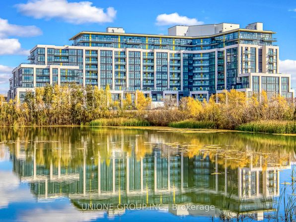 405 Dundas St W #407, Oakville, ON L6M 4M2