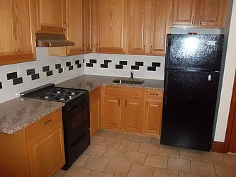 Rented by Maximus Realty Group