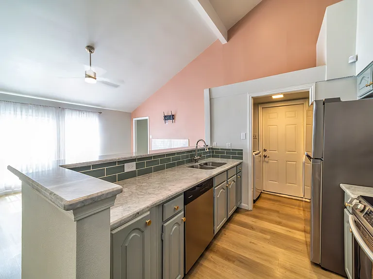 6344 Winton St — Photo 4
