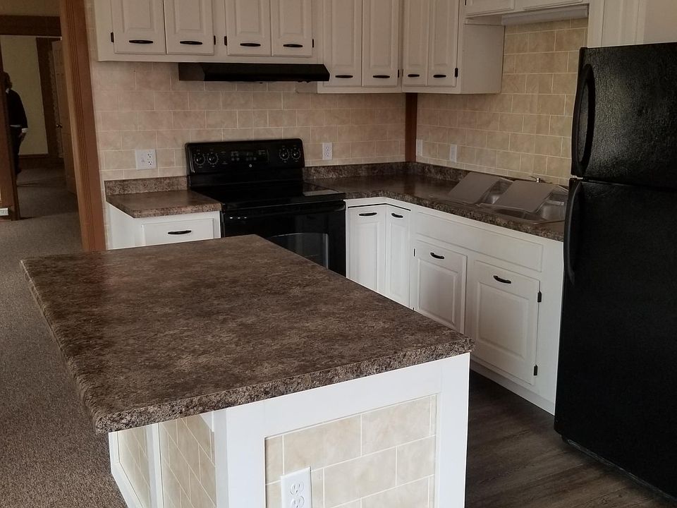 2nd image of 100 1/2 W Cass St APT 4