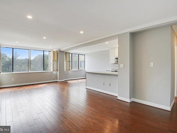5th image of 6621 Wakefield Dr APT 302