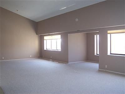 5th image of 171 Court Dr APT 304