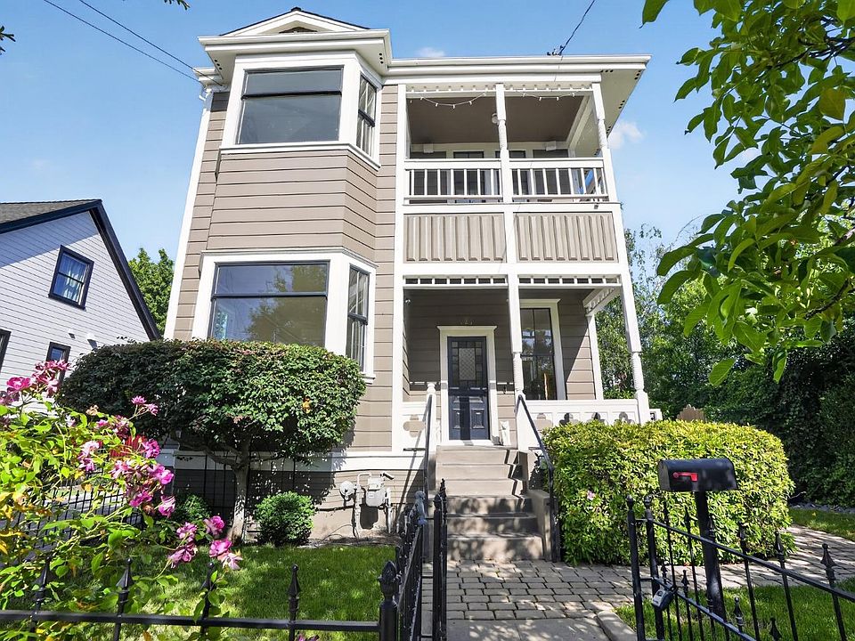 1st image of 121 Edelen Avenue