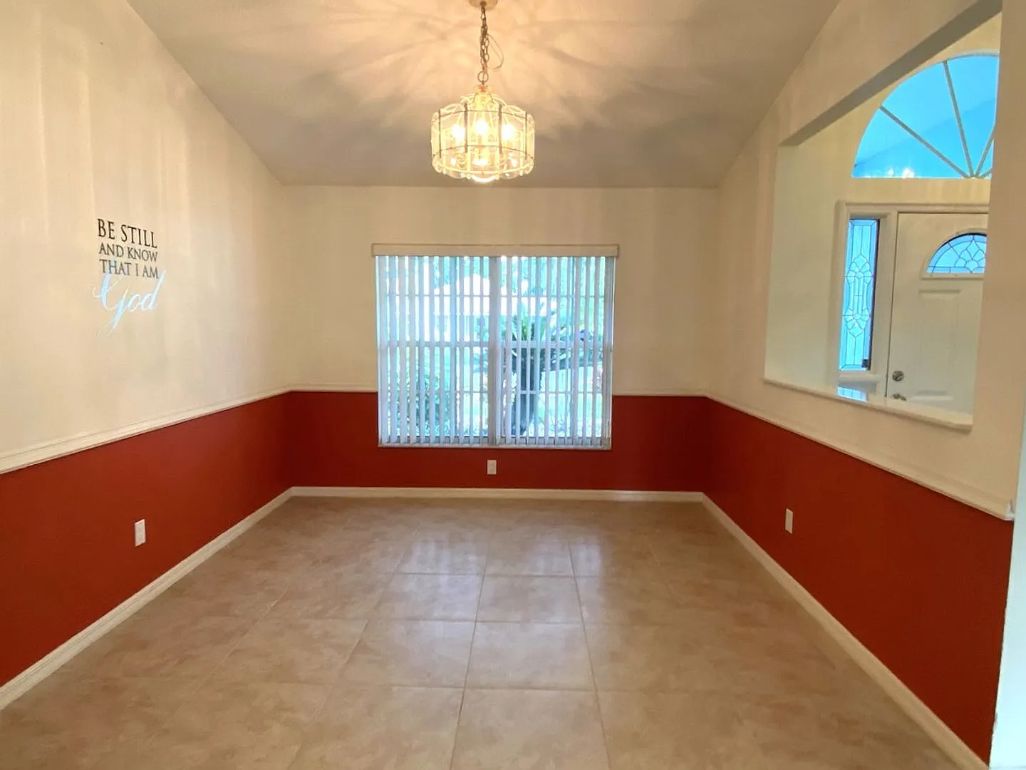 Spacious 3 Bedroom Ormond Beach Home! — Photo 2