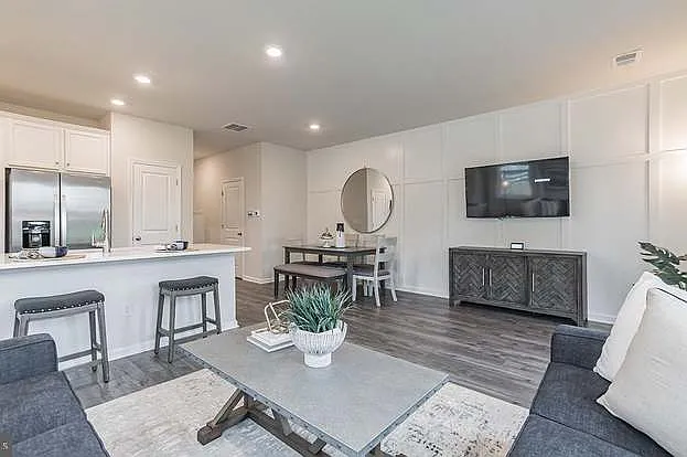 10 Peregrine Way — Photo 21