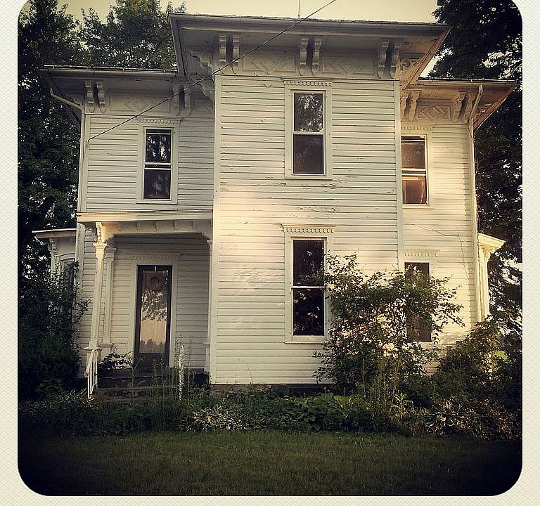 2nd image of 9861 Clinton Macon Rd