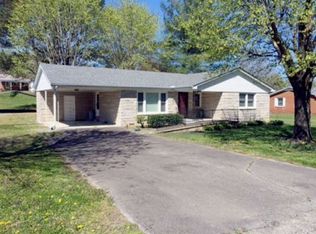 222 Obey Dr, Celina, TN 38551