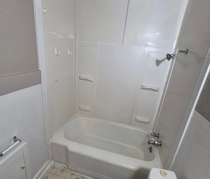 4231 SW 2nd Ave #2 — Photo 9