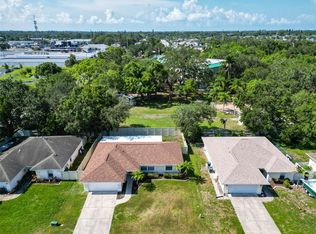 3207 40th Ave W, Bradenton, FL 34205
