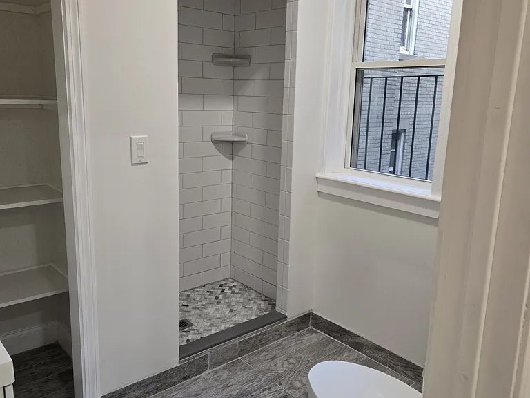 1197 Commonwealth Ave #8 — Photo 12