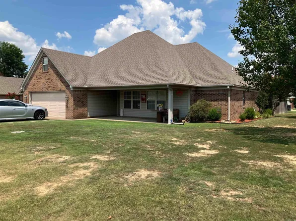 2224 Daniel Dr, Searcy, AR 72143