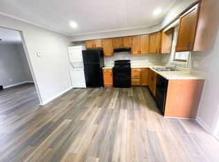 114 Saint Clairs Vlg #114, Morgantown, WV 26505