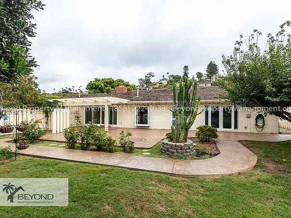 2nd image of 6536 Avenida Manana