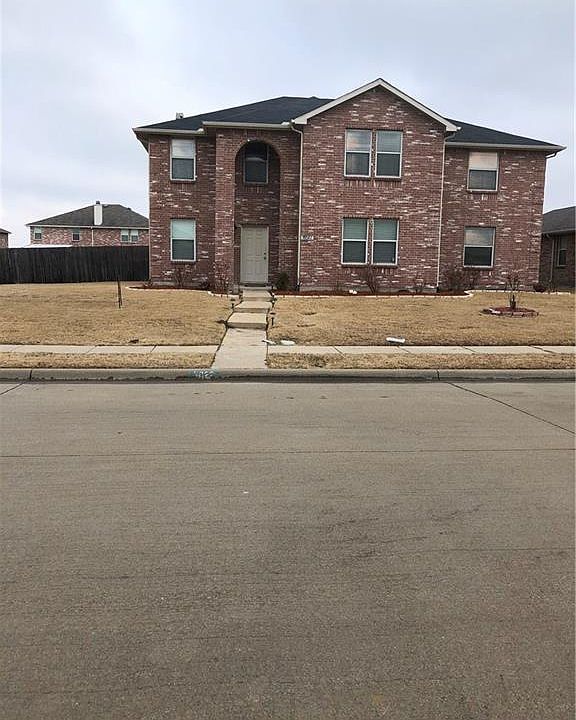 1st image of 3022 Pineridge Dr