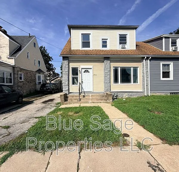 900-902 Church Ln #902 CHURCH LN — Photo 1
