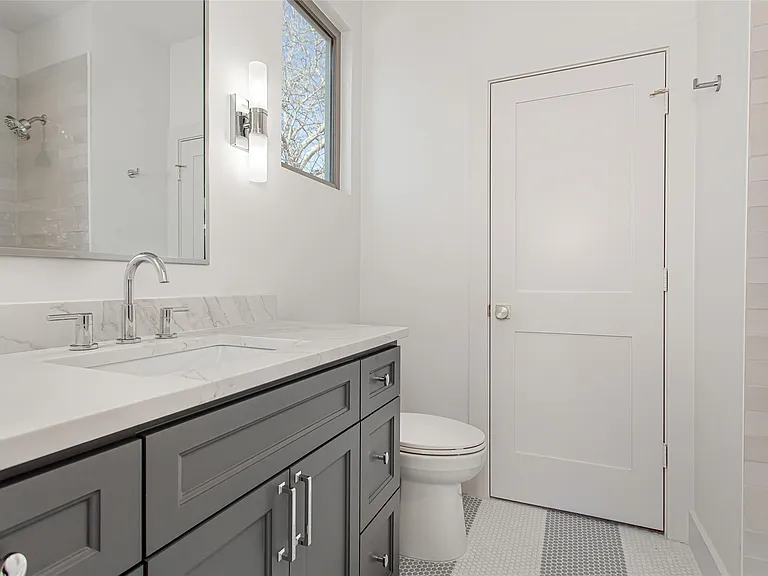 1107 Mount Auburn Ave — Photo 22