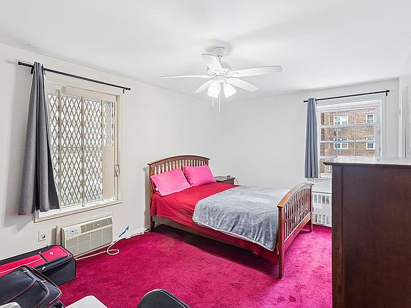 5th image of 14930 88th St APT 2E