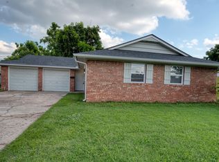 7604 NW 29th St, Bethany, OK 73008
