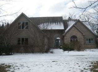 1678 Grove Rd, Ypsilanti, MI 48198