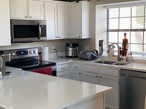 5th image of 4901 E Kelton Ln Unit 1055