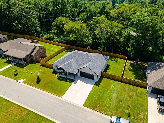 5th image of 1281 Essex Dr