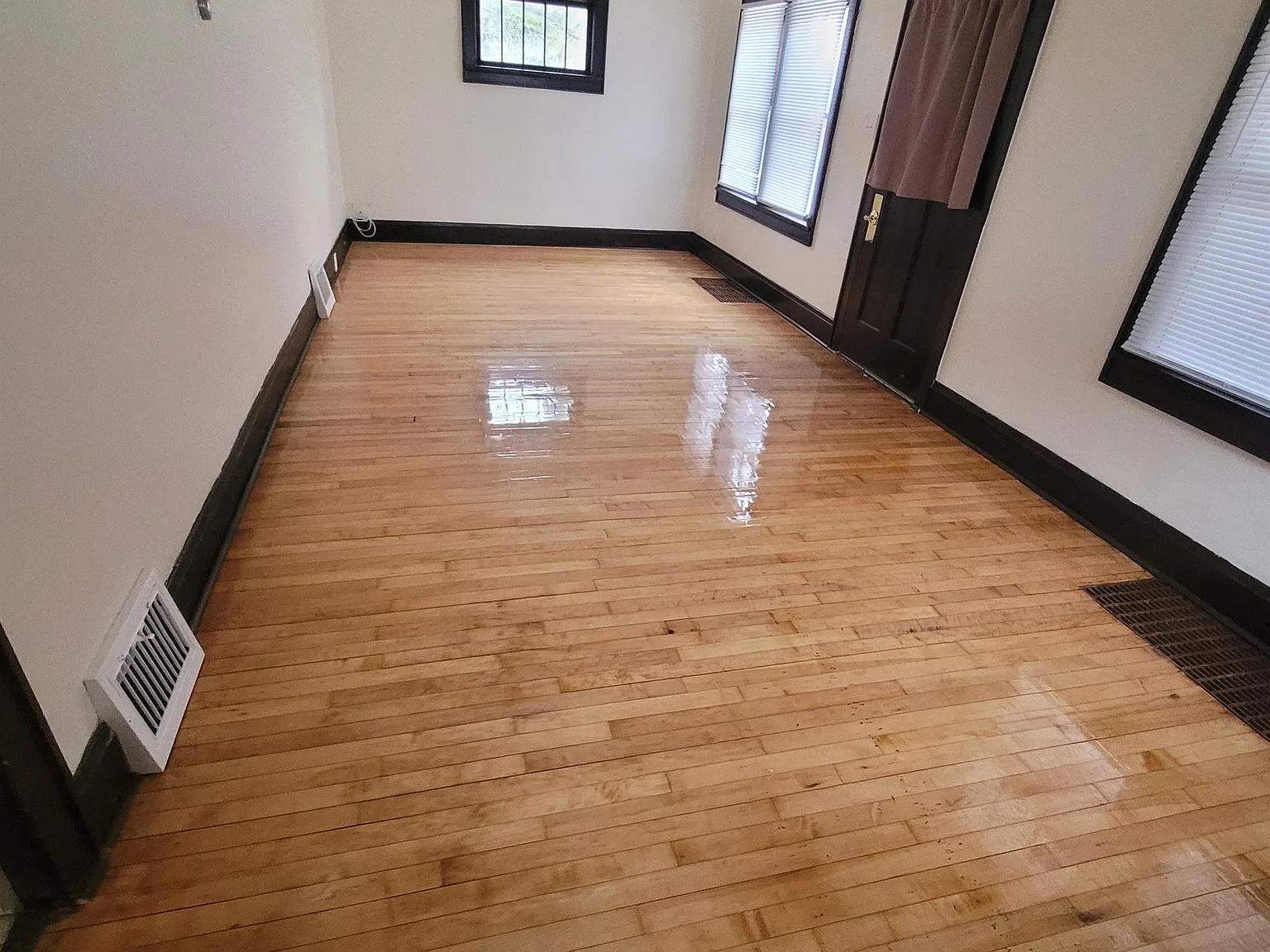 1478 East Mason Street - 1 — Photo 3