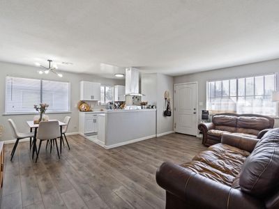 2549 W Fairmont Ave APT 204, Fresno, CA, 93705
