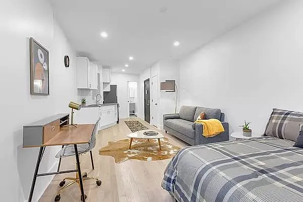 Rented by Home by Choice LLC | media 12