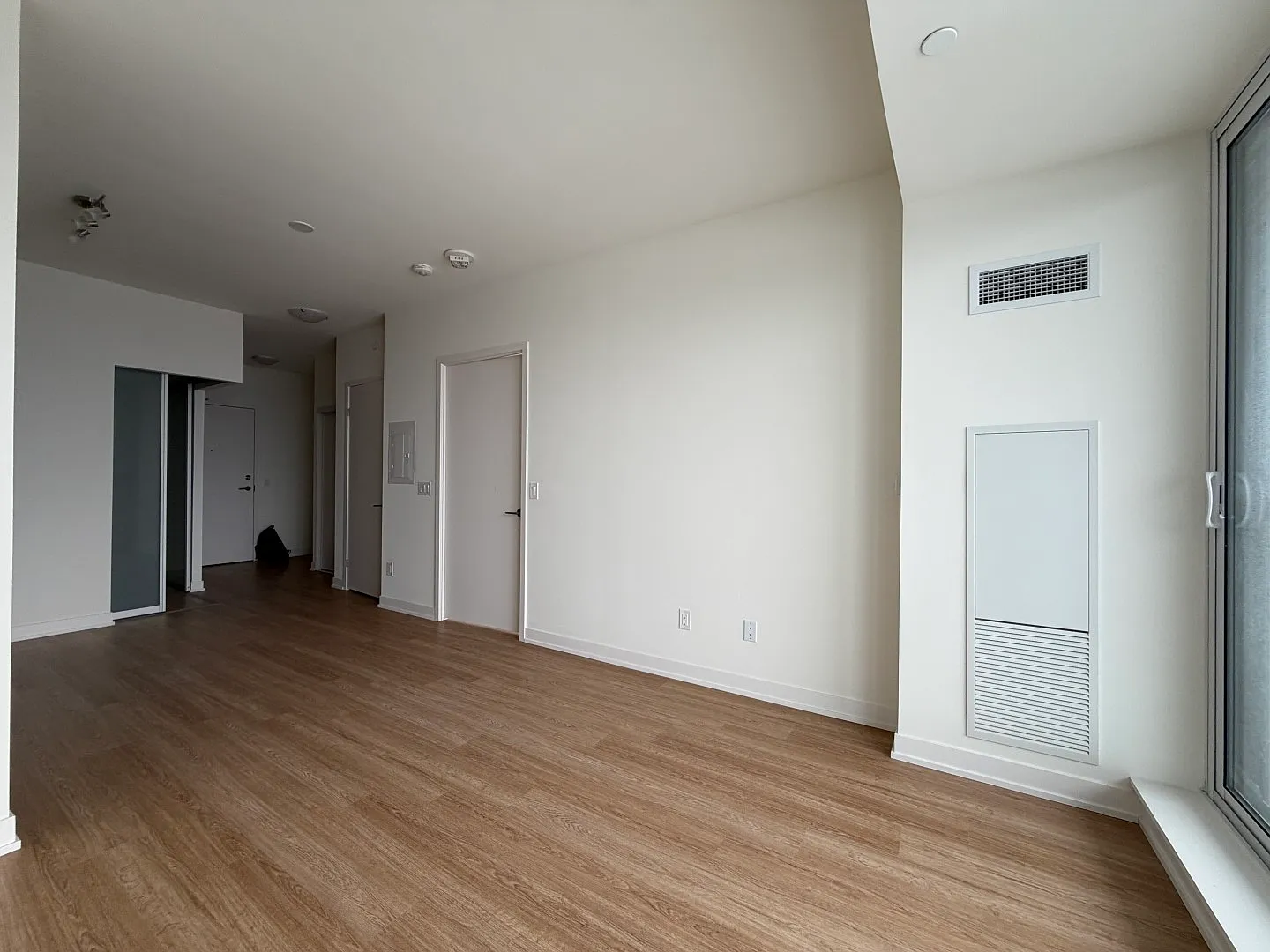 Next2 at Elgin East — Photo 4